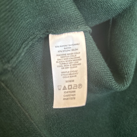 Ann Taylor single clasp cardigan - Picture 4 of 5